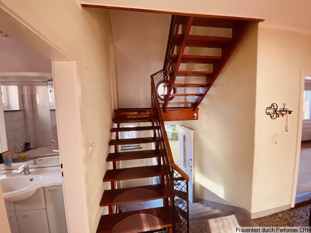 Vollholztreppe