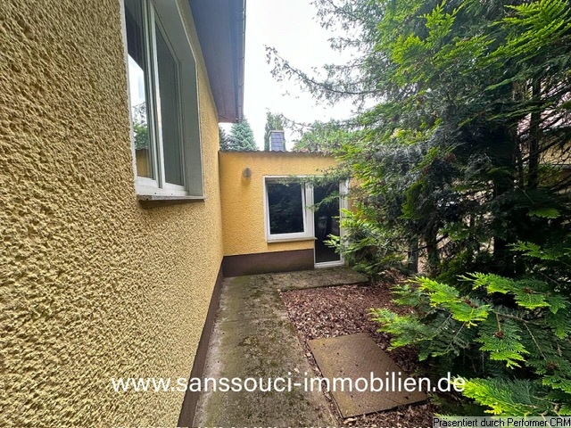 Zugang zum Gästezimmer