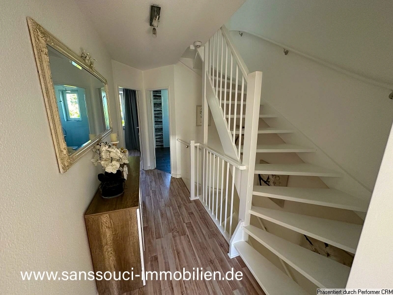 Treppenaufgang 1 Obergeschoss