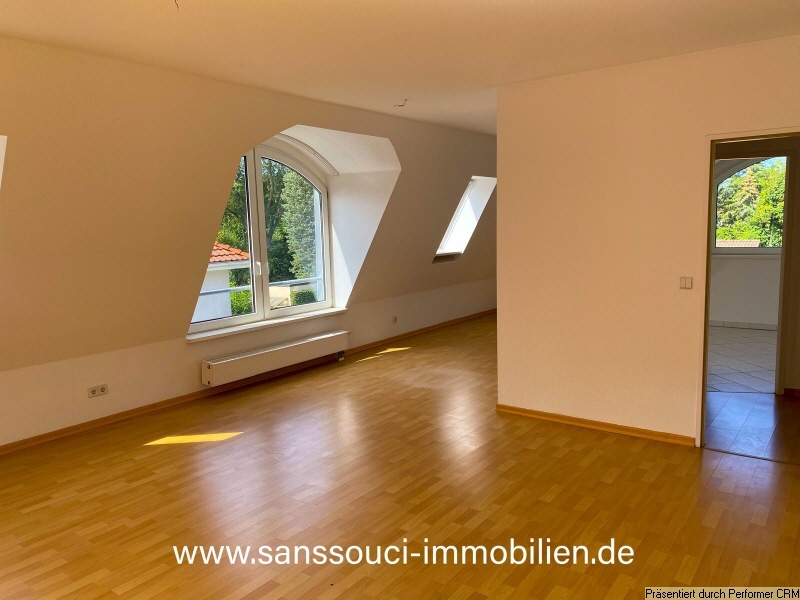 Wohnraum im DG