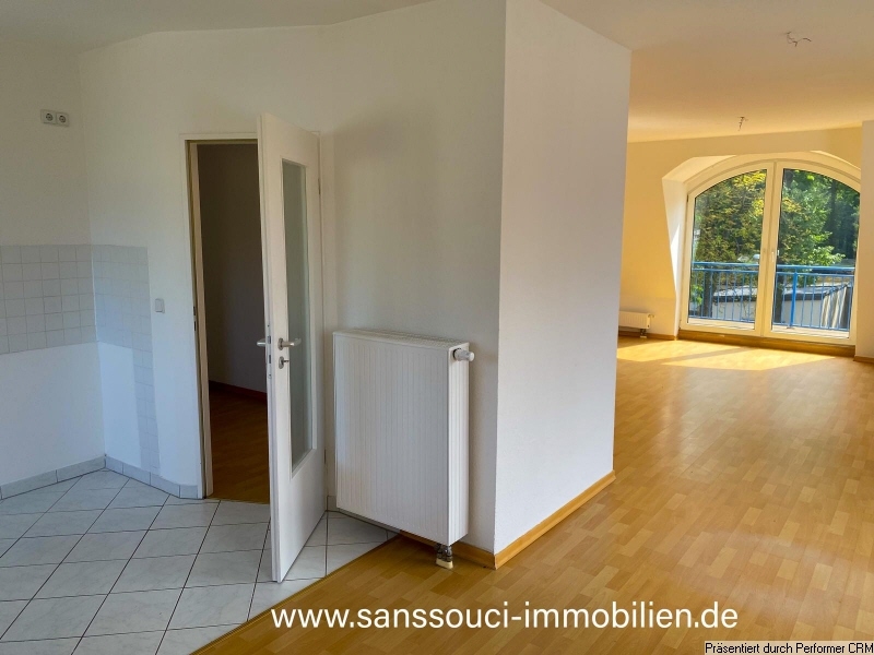 Wohnraum mit offener Küche 2OG