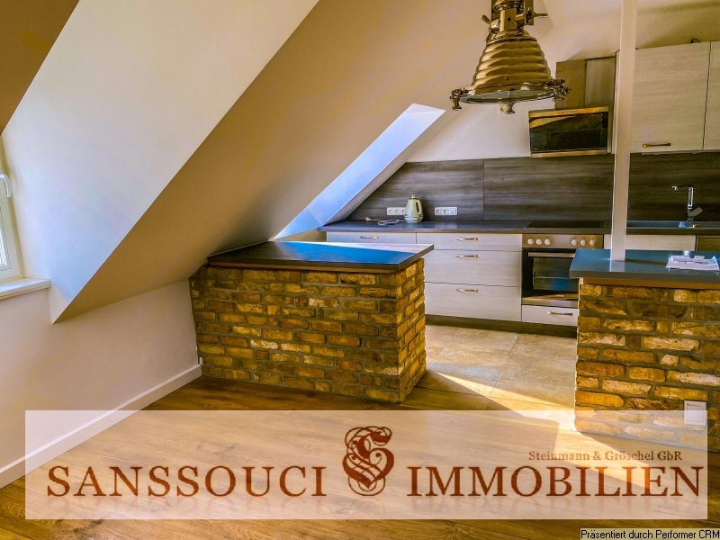 offene Küche im Dachgeschoss