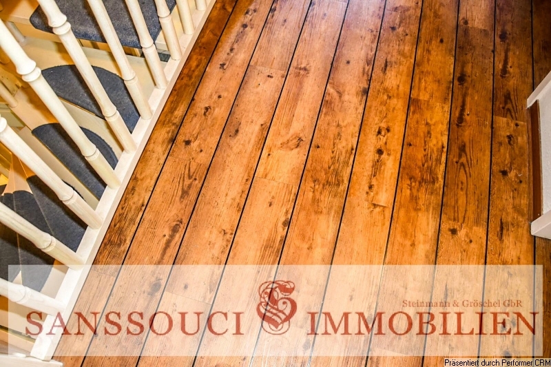 Fußbodenbelag im Dachgeschoss