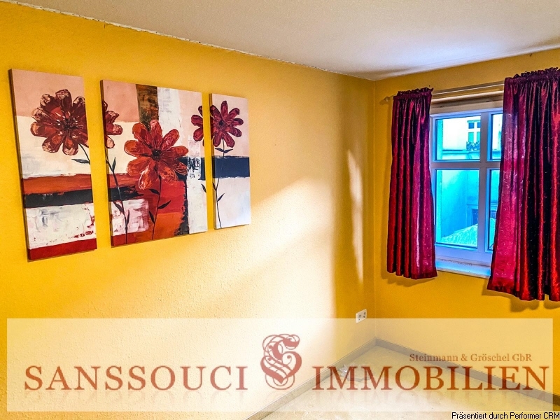 Schlafzimmer im 1 OG