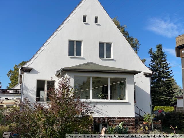 sonnendurchflutete Veranda