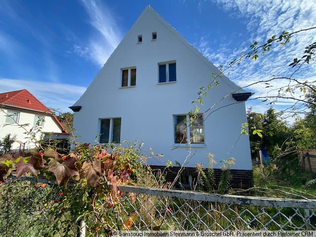 Straßenansicht