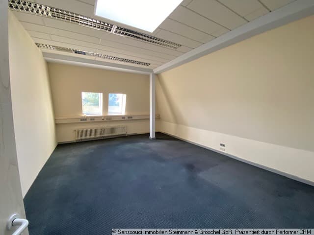 Büro im Dachgeschoss