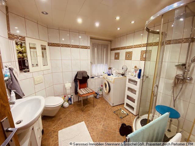 Duschbad EG