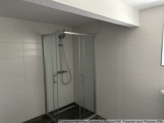 Duschbad im Souterrain