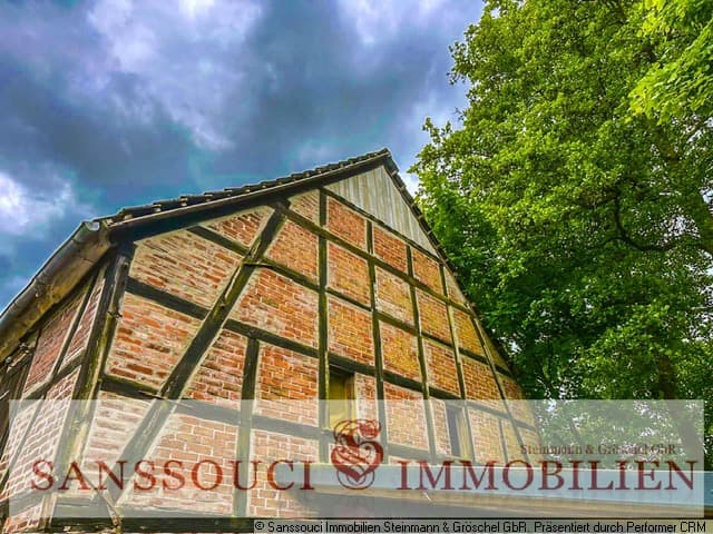 Giebel vom Wirtschaftsgebäude