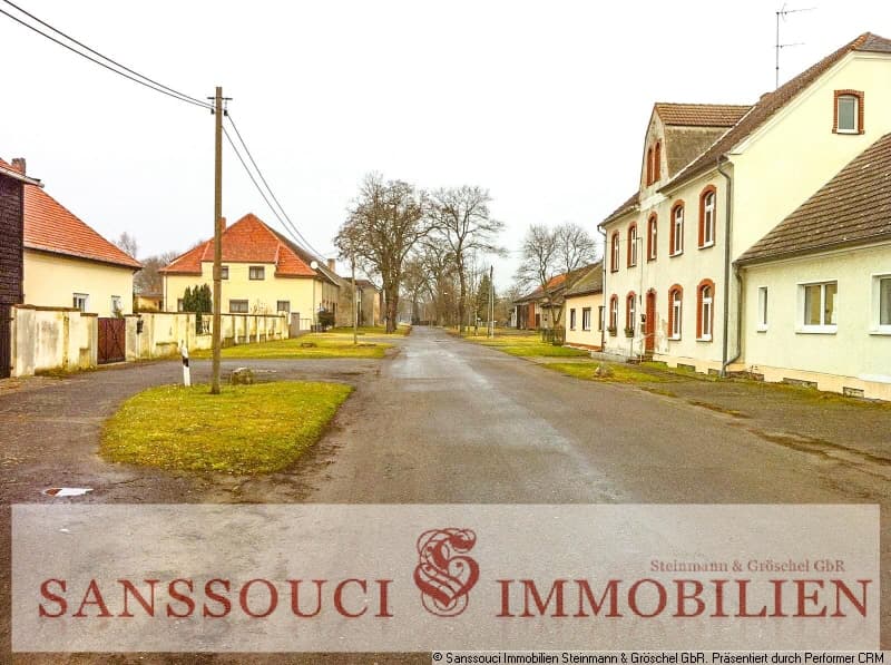 Straßenansicht